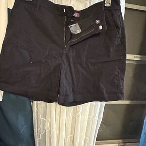 Gloria Vanderbilt Women's Black Shorts